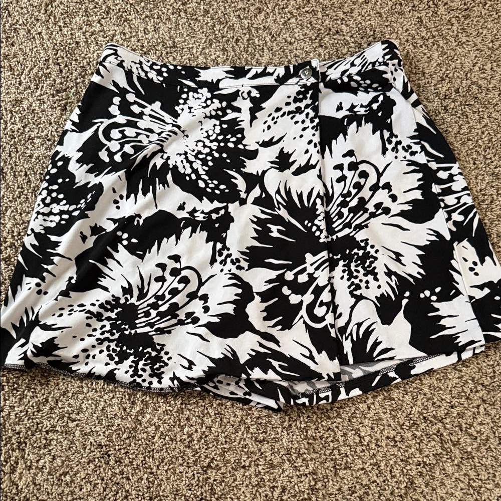 Michael Kors Black and White Floral Mini Skort